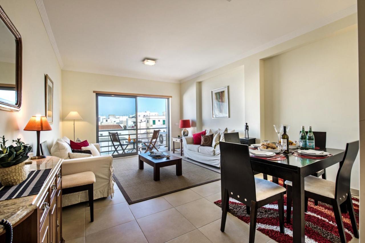 Flora Apartment Olhao Bagian luar foto